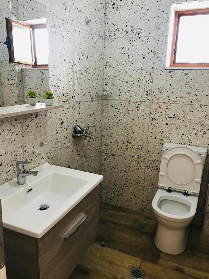 Enia'S Room Saranda Dış mekan fotoğraf